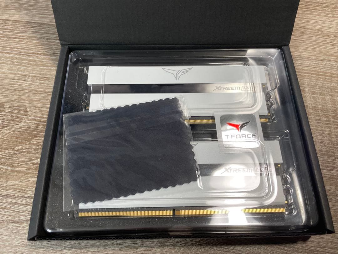 T-FORCE XTREEM 16GB DDR4 3200MHz ホワイト×2