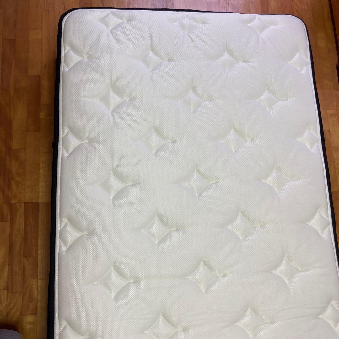 【送料込み】アイリスオーヤマ　Sheep ポケットコイルマットレスシングル