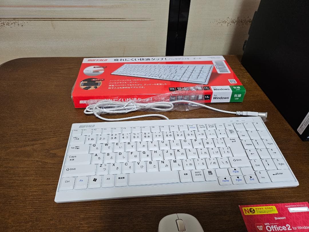 【おまけ多数】Dell i5-7500 16GBメモリー SSD256G