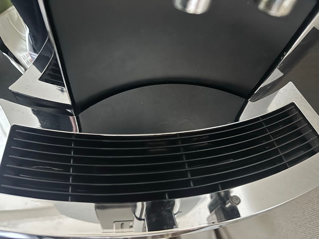 JURA コーヒーマシン E8