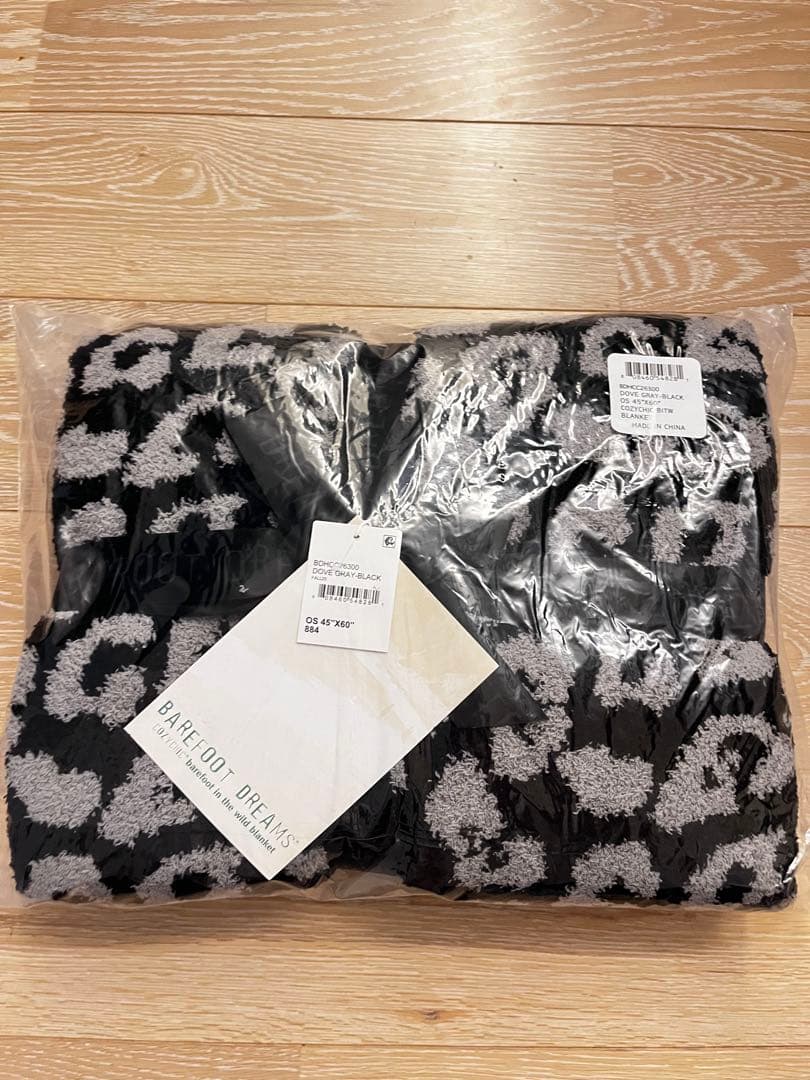 【新品未使用】ベアフットドリームス　ブランケット　ヒョウ柄　レオパード　ブラック