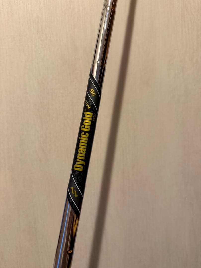 Srixon Zxi4 4番アイアン　DG MID115s