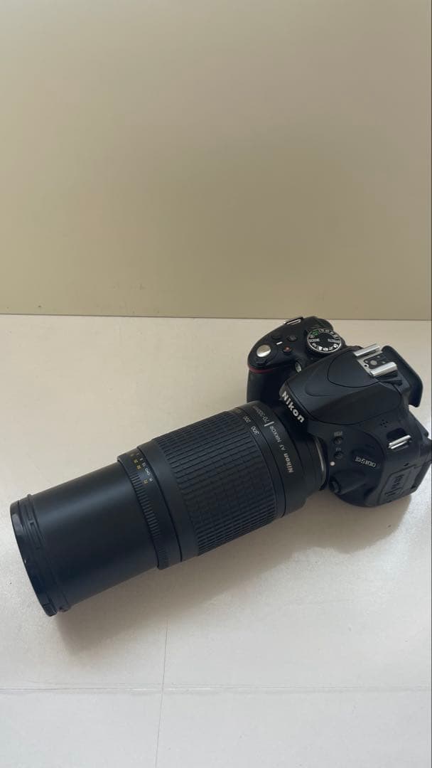 Nikon D5100 デジタル一眼レフカメラ 70-300mm