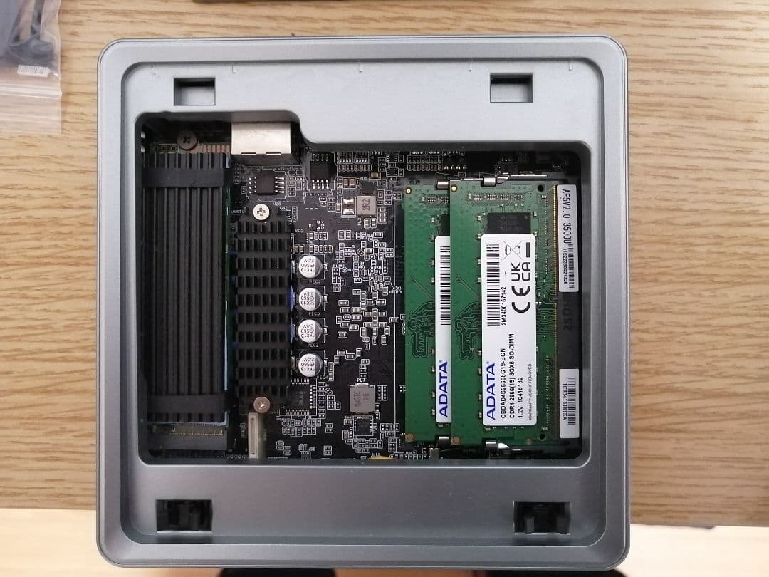 ミニPC MINISFORUM UM350