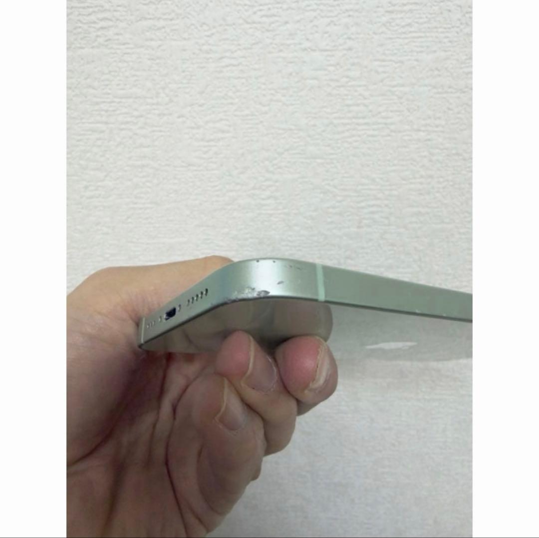 スマートフォン本体 iPhone 12 64GB!