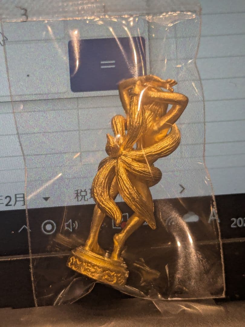 タイのお守りプラクルアン！1/24！九尾の狐！セクシーフィギュア！取説付き！