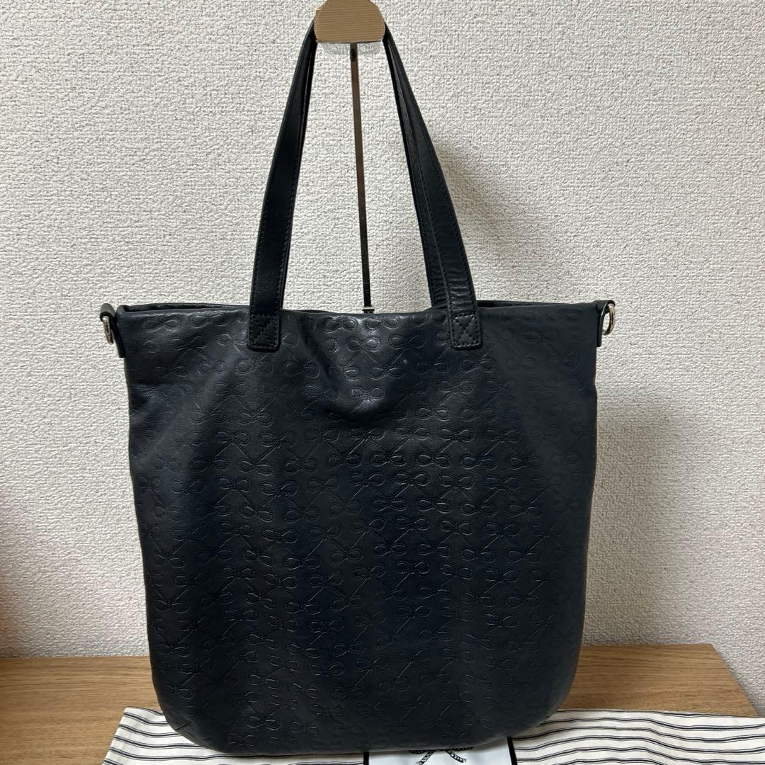 アニヤハインドマーチ　ショルダーバッグ　レザー　ブラック　フリンジトートバッグ