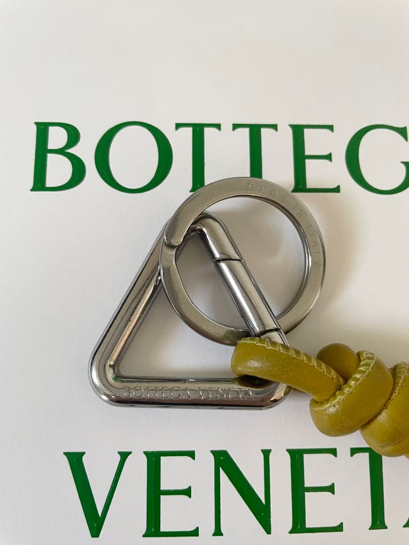 BOTTEGA VENETAトライアングル キーリング