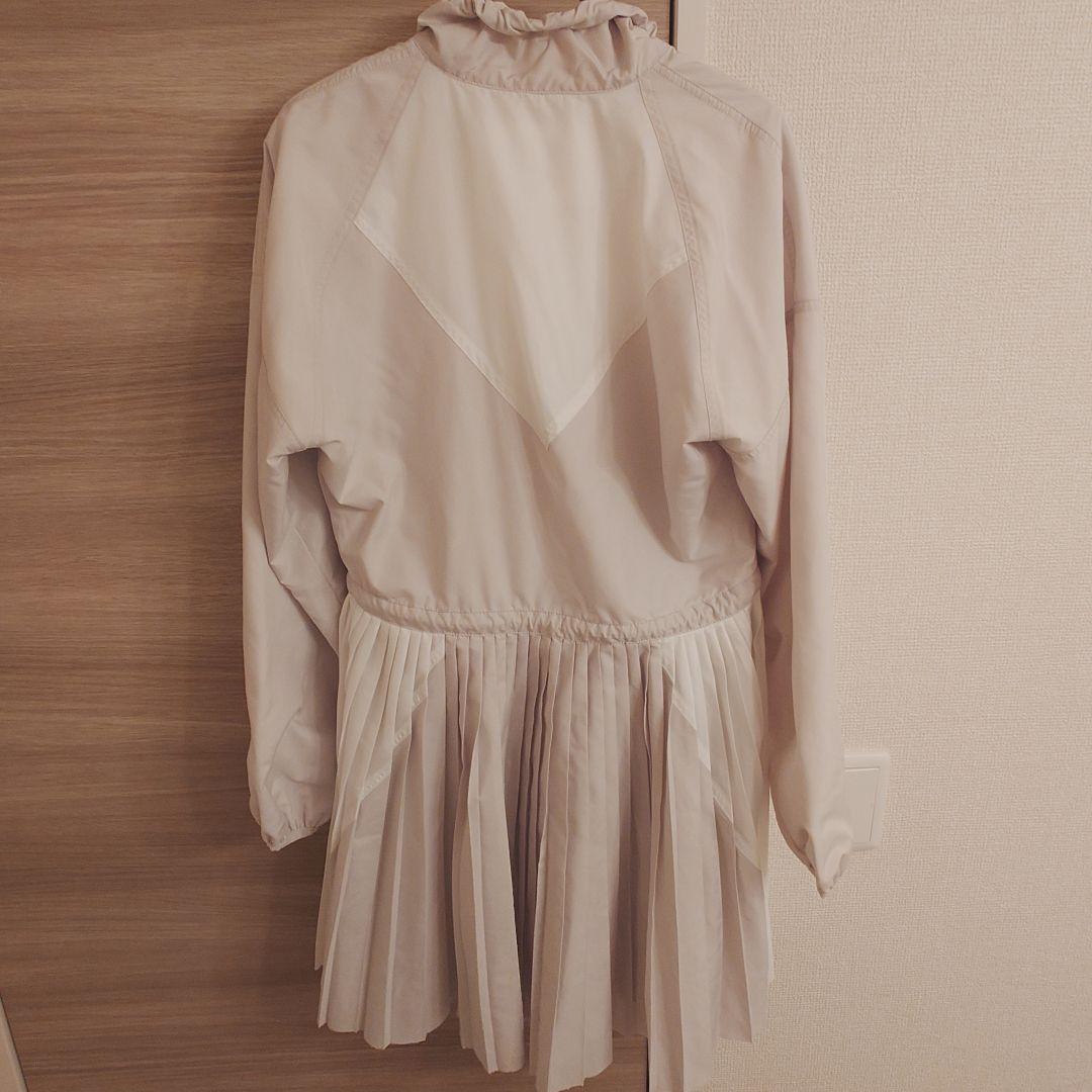 LACOSTE 白 ワンピース プリーツスカート36（ M相当） 売切予定