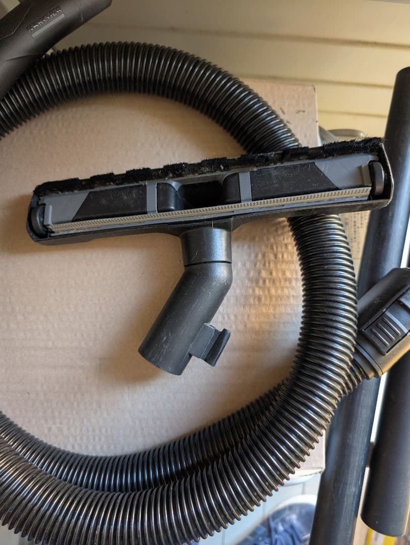 Kärcher（ケルヒャー）乾湿両用バキュームクリーナー WD3ｓ