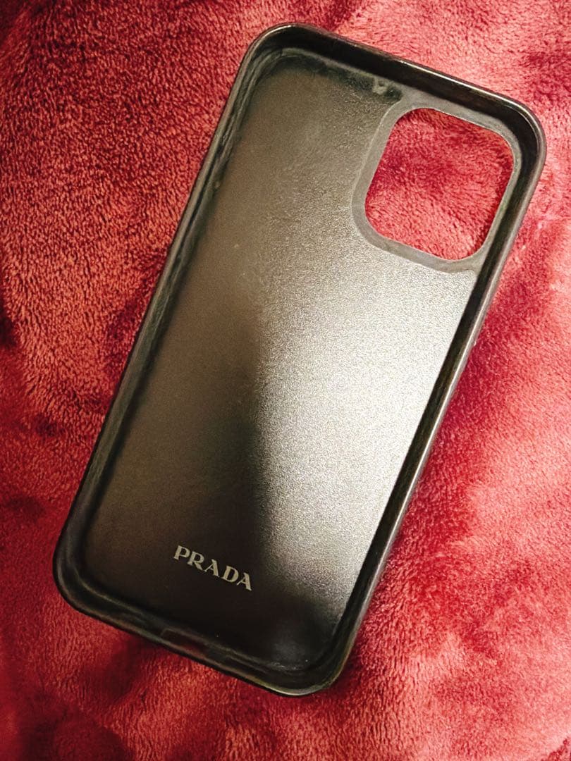 PRADA iPhoneケース ベージュ 12pro