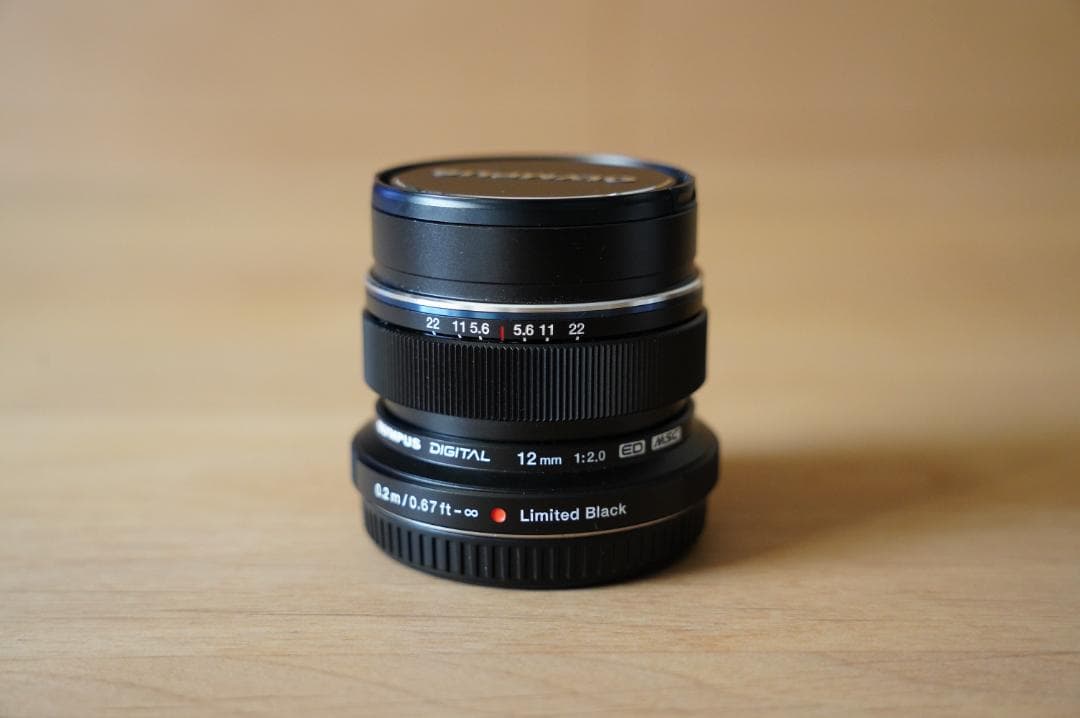 限定品 オリンパス M.ZUIKO 12mm F2.0 リミテッドブラック