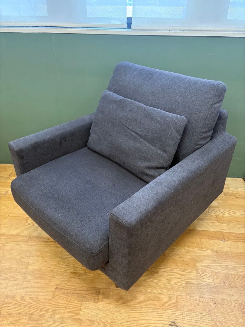 M090 ダークグレー 1人掛けソファ