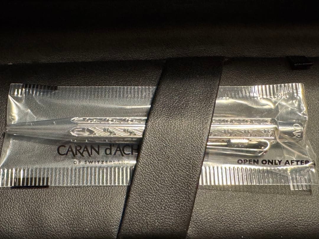 カランダッシュ アンモナイト XS ボールペン ルビー 旧ロゴ