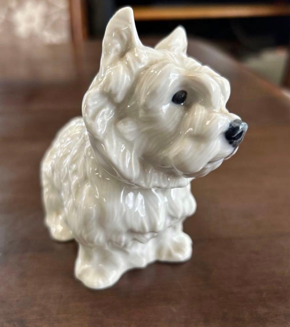 ロイヤルコペンハーゲン　犬　陶器置物
