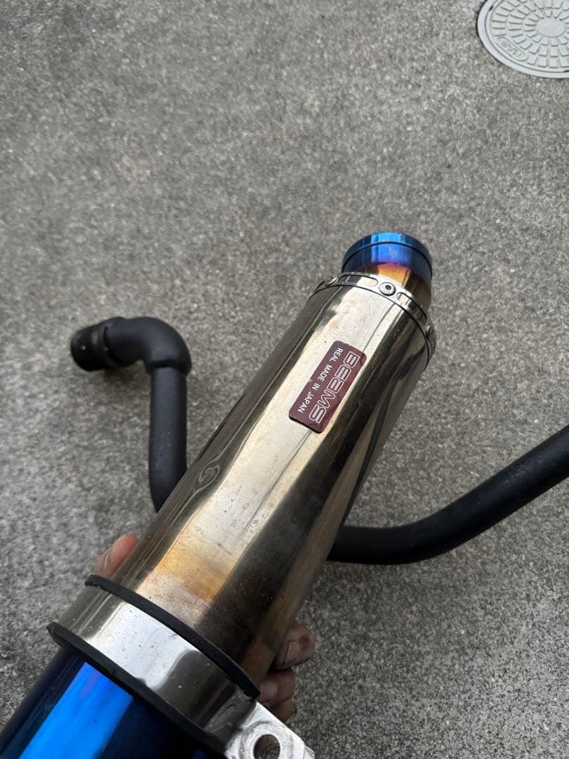 アドレスv125 Beams Revoマフラー