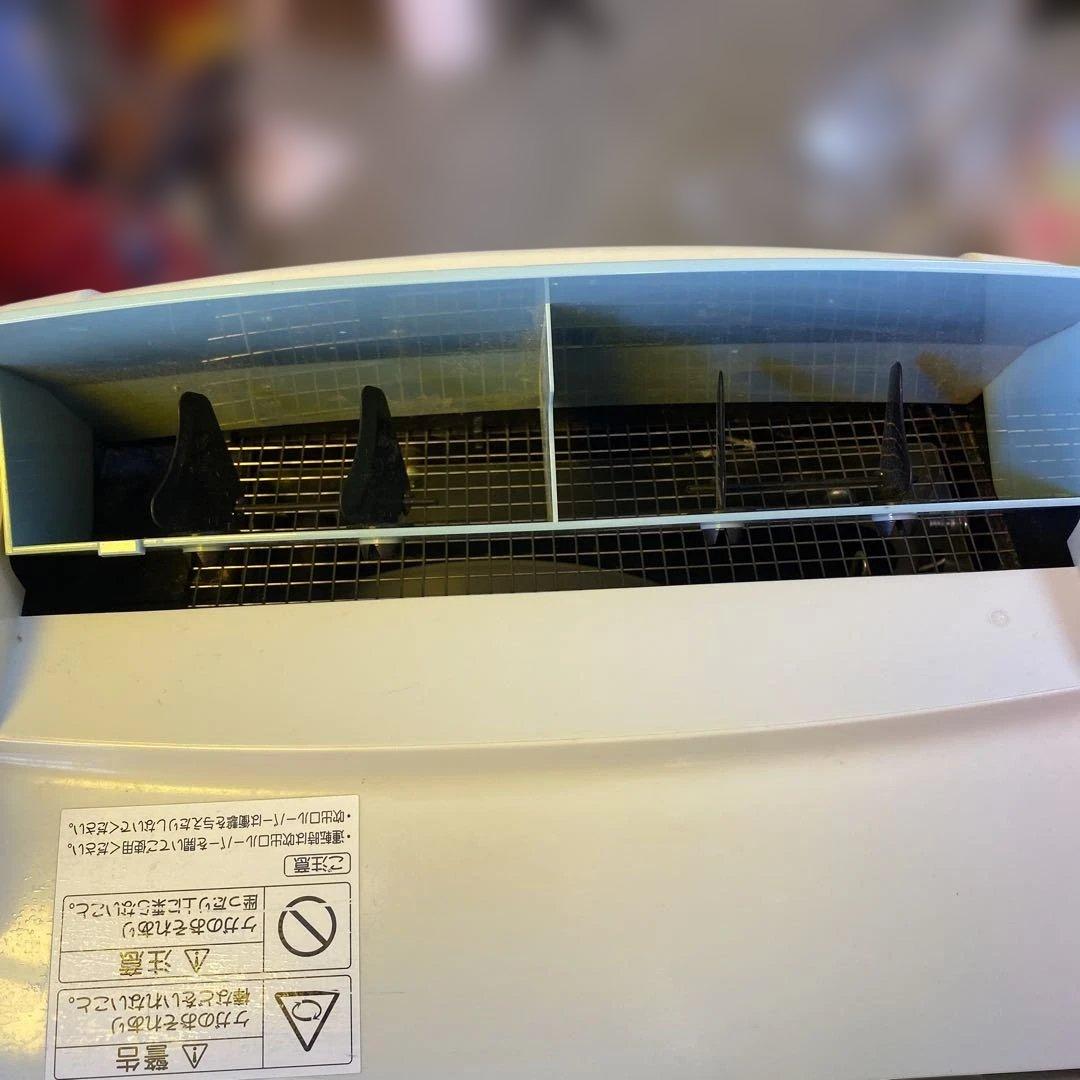 除湿機　コロナ　2012年製　CD-H1012