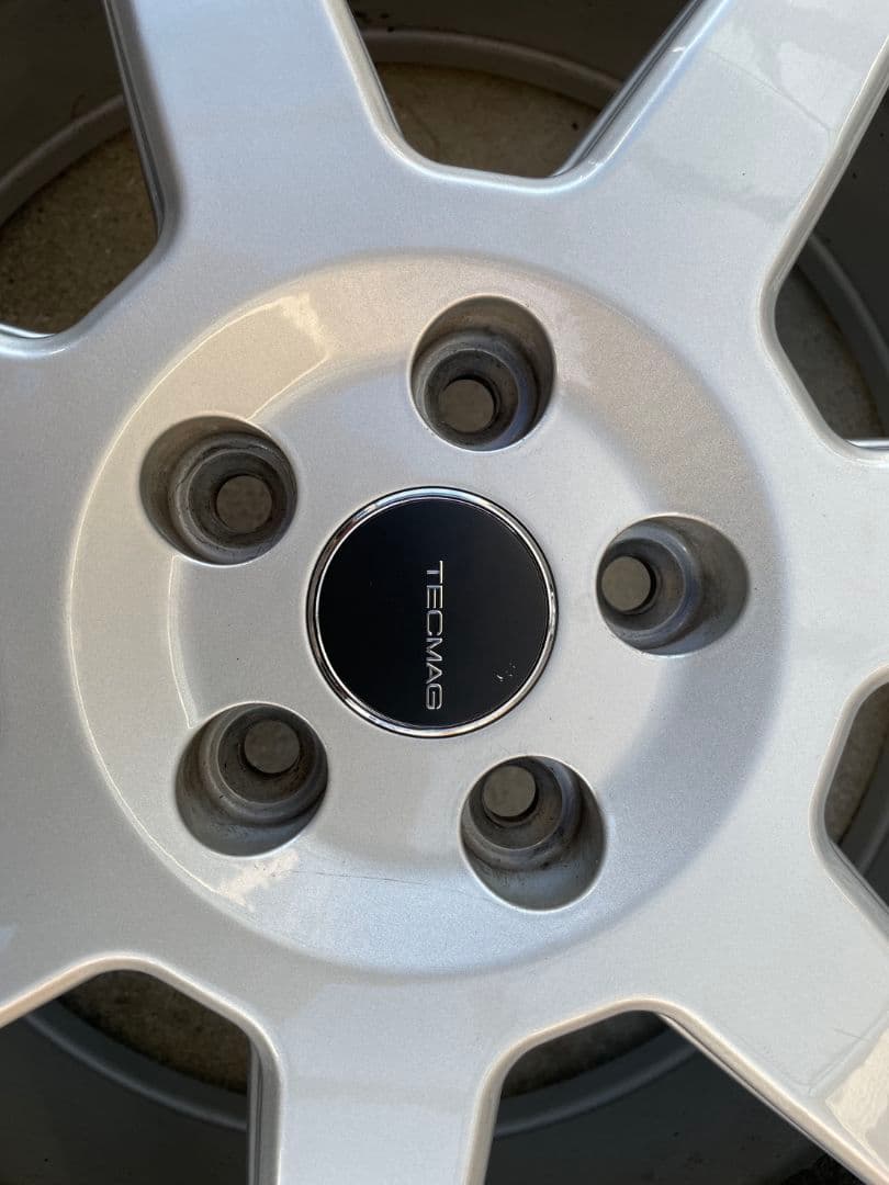 ボルボV60CC用　スタッドレスタイヤとホイールセット　1本売りです。