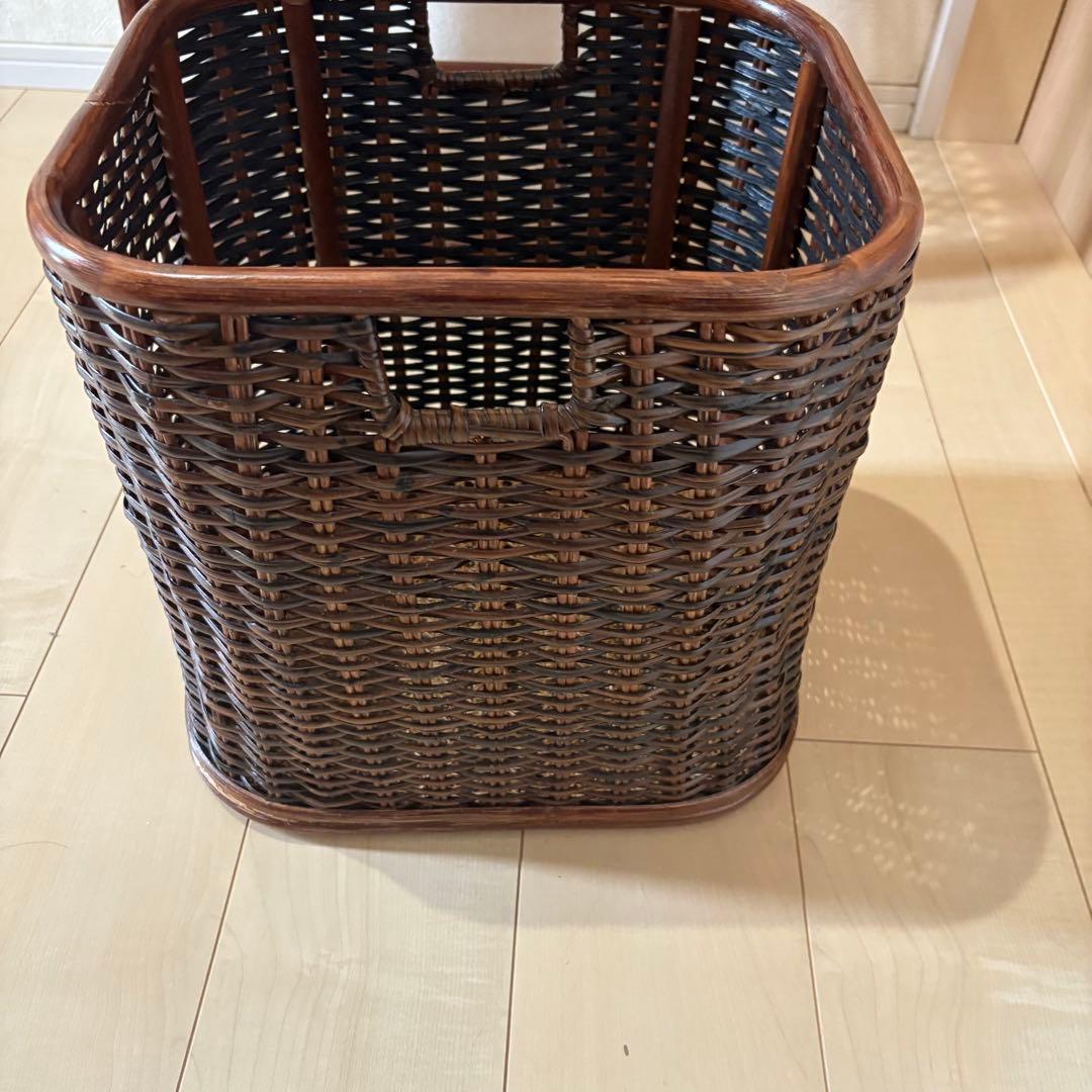 ラタン 籐製 ランドリーバスケット ラック ワゴン 収納