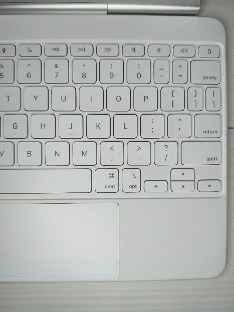 iPadケース　純正キーボード（A3339）