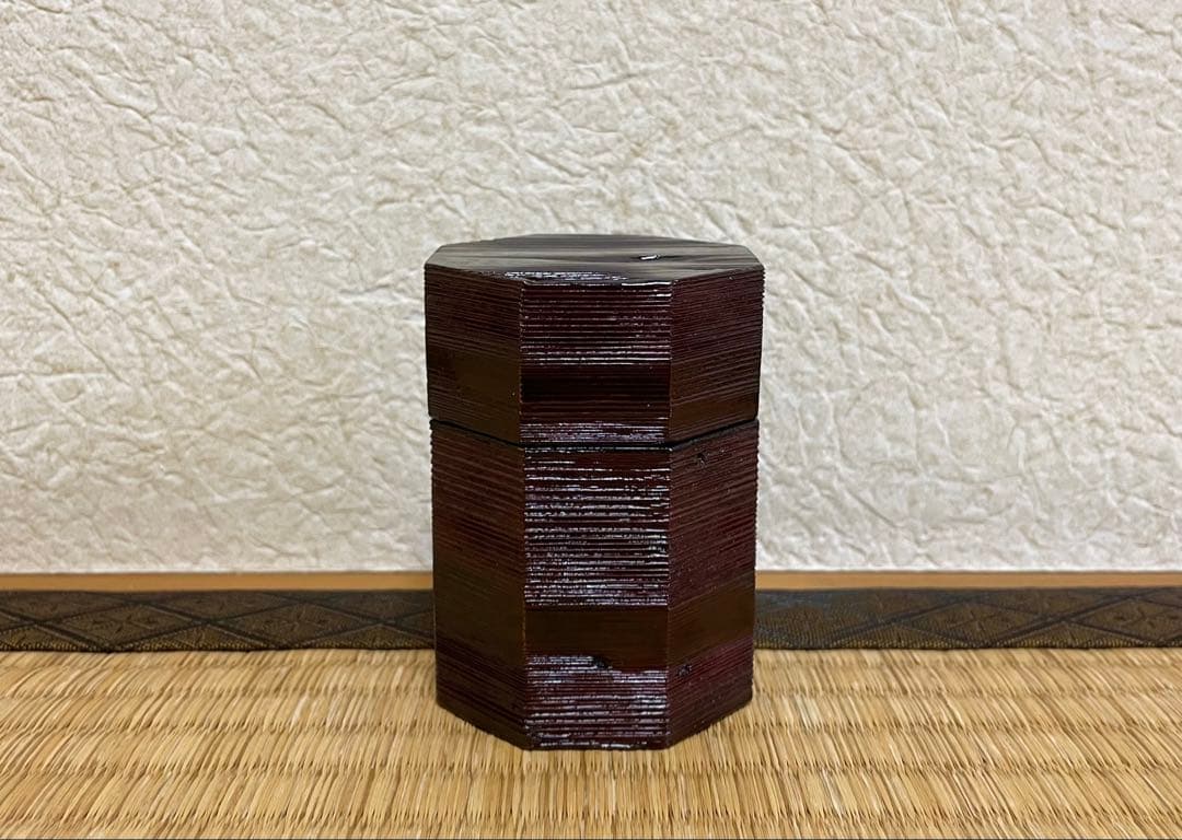 ホットスルー　茶道具 棗　国宝・待庵古材 溜塗八角茶器