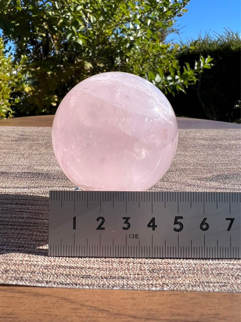 A199 ローズクォーツ丸玉　約56.7mm