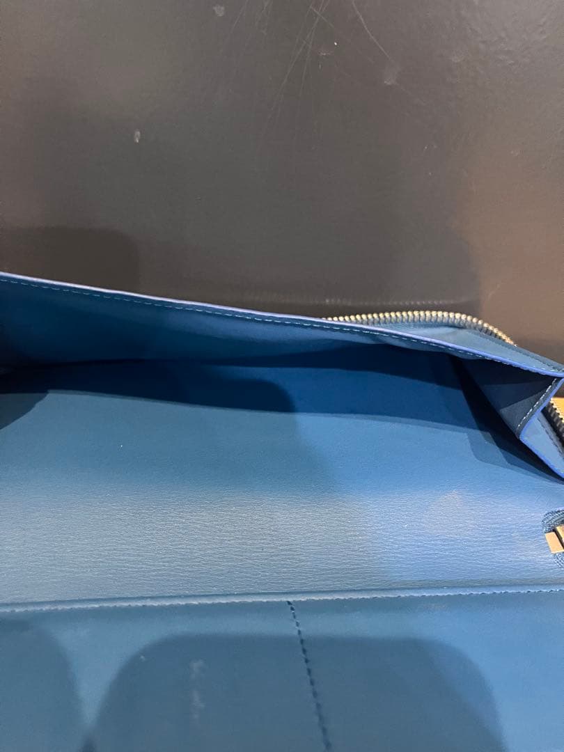 ルイヴィトン　レザー ビジネスバッグと財布 セット