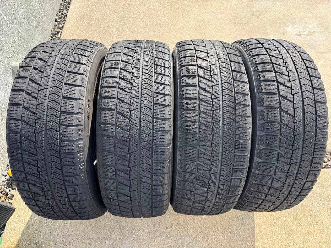 スタッドレス　アルファード30 4本 BS BLIZZAX ブリザック　VRX