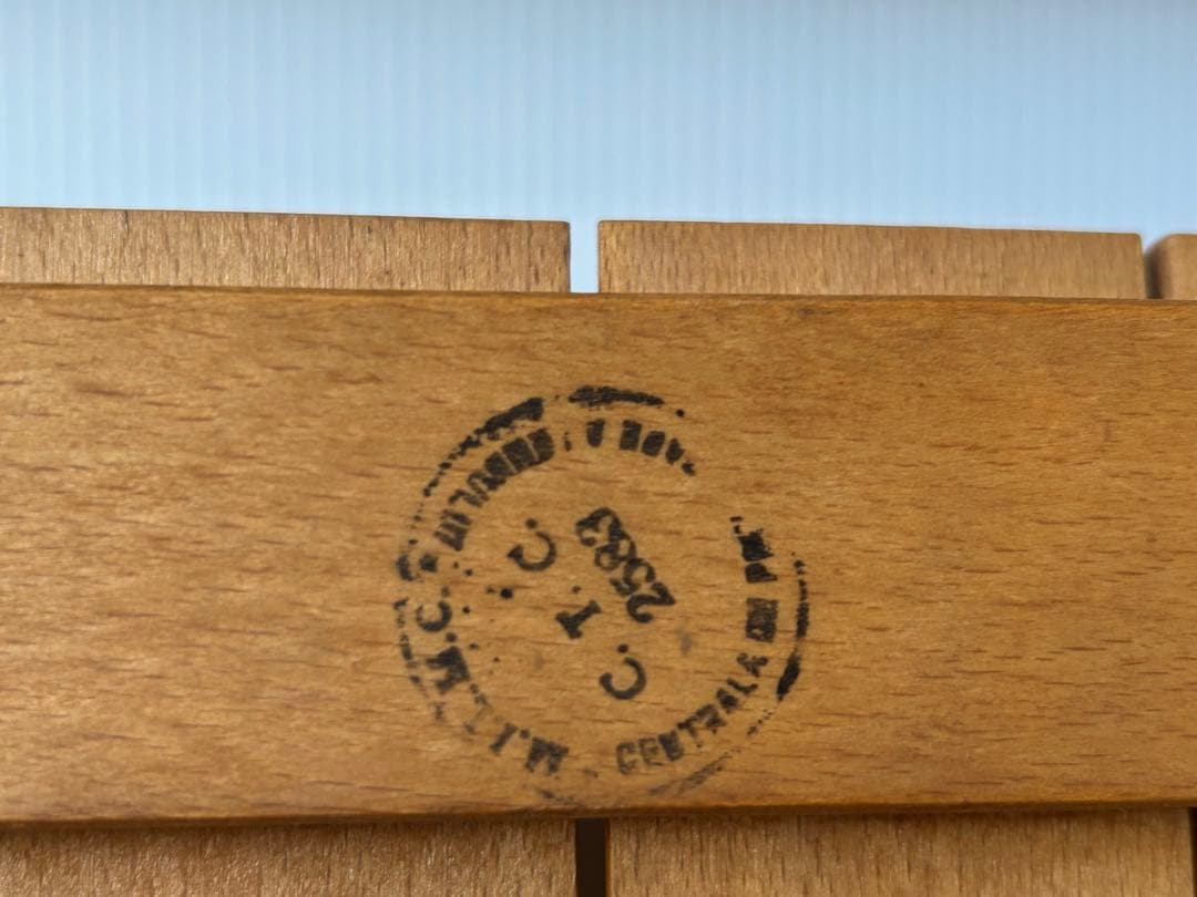 ヴィンテージ　木製フォールディングチェア　ルーマニア　折り畳み椅子　古道具　東欧