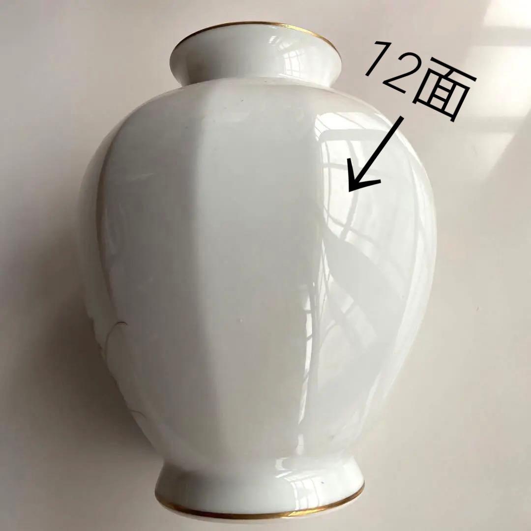 蔵出し！昭和レトロ・アンティーク【　宮内庁御用達　深川製磁　面取12花生　】