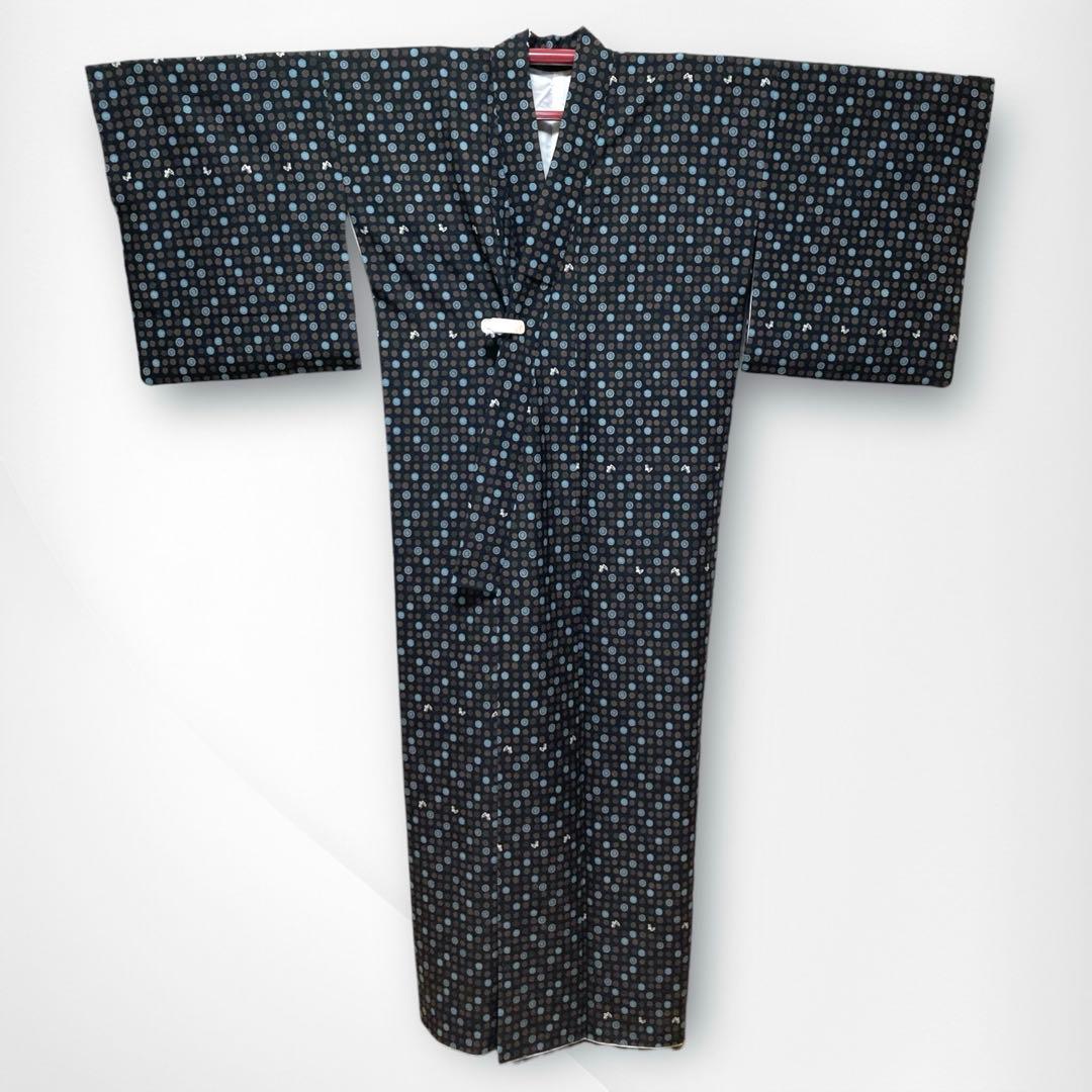 【美品✨】東レシルック　京都小泉　洗える着物　小紋　黒色　水玉　蝶　日本製　I3