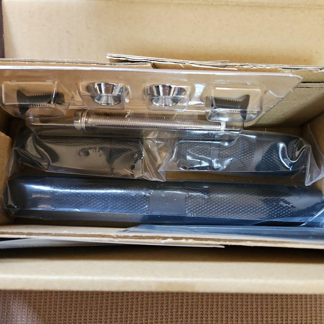 East field リアゲート開閉アシストグリップ