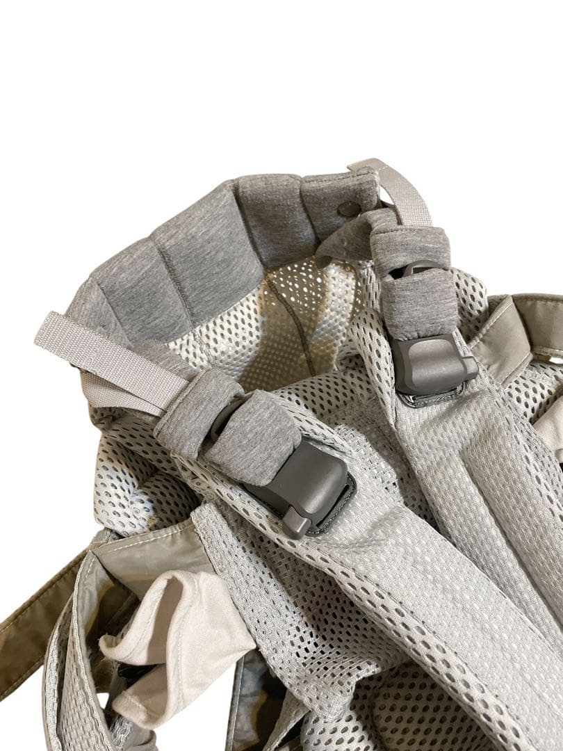 ベビービョルン　ハーモニー　グレー　ベビーキャリア　抱っこひも　HARMONY