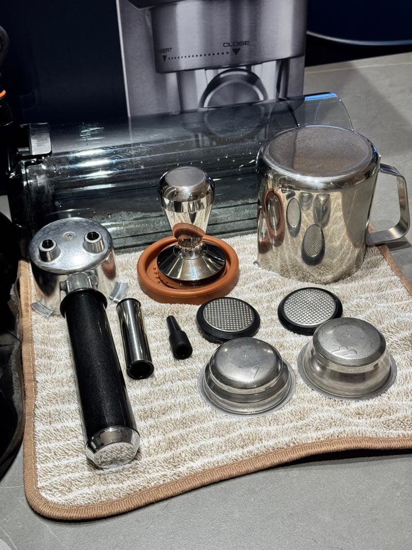 デロンギ エスプレッソマシン EC680M DeLonghi