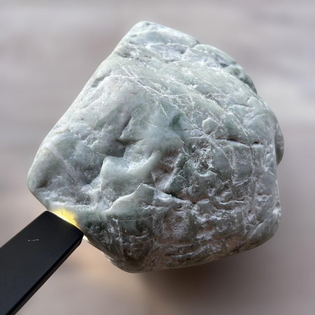 依頼により値下げ中　【国石】　糸魚川　翡翠　原石　ヒスイ　約3.4kg