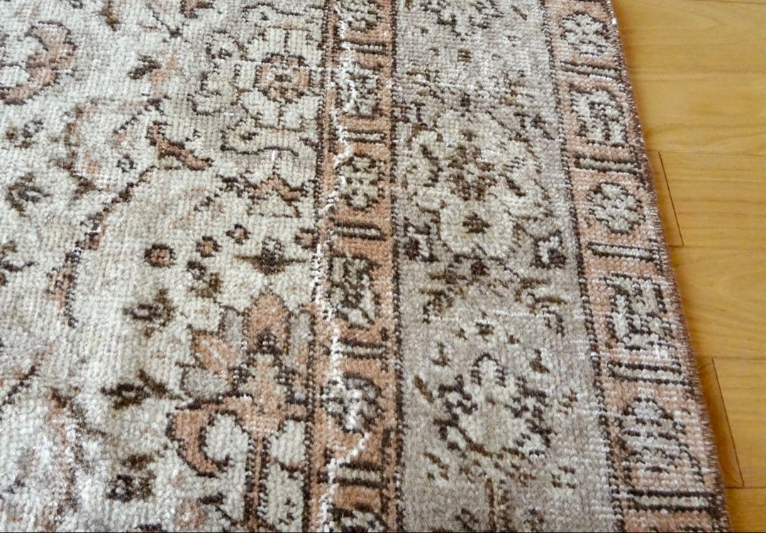 トルコヴィンテージラグ 142 × 254 ベージュ アナトリア地方