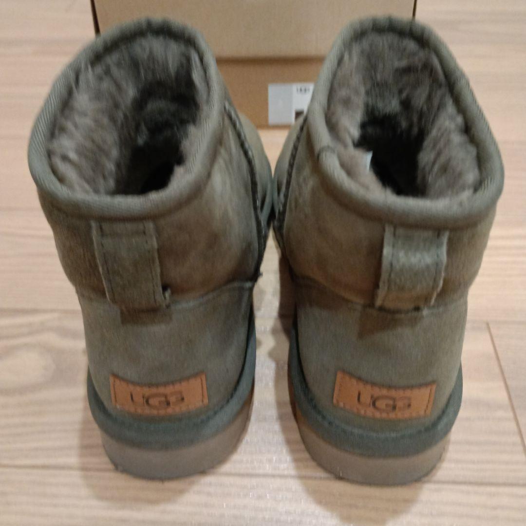 正規品　UGG クラシックミニ　W8