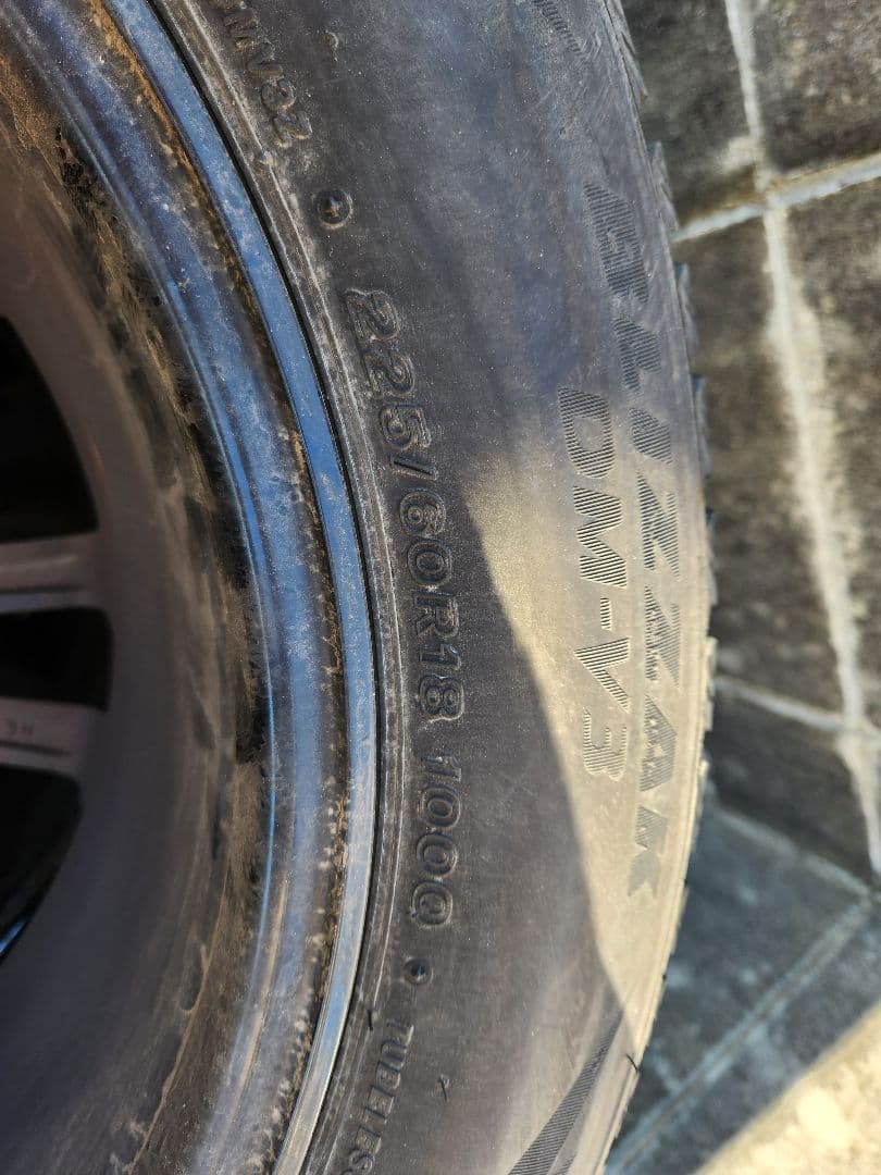 ブリザック　DM-V3 225/60/R18 スタッドレス　タイヤホイール　4本