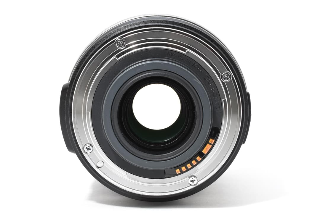 美品 Canon EF-S 18-200mm F3.5-5.6 IS #9643