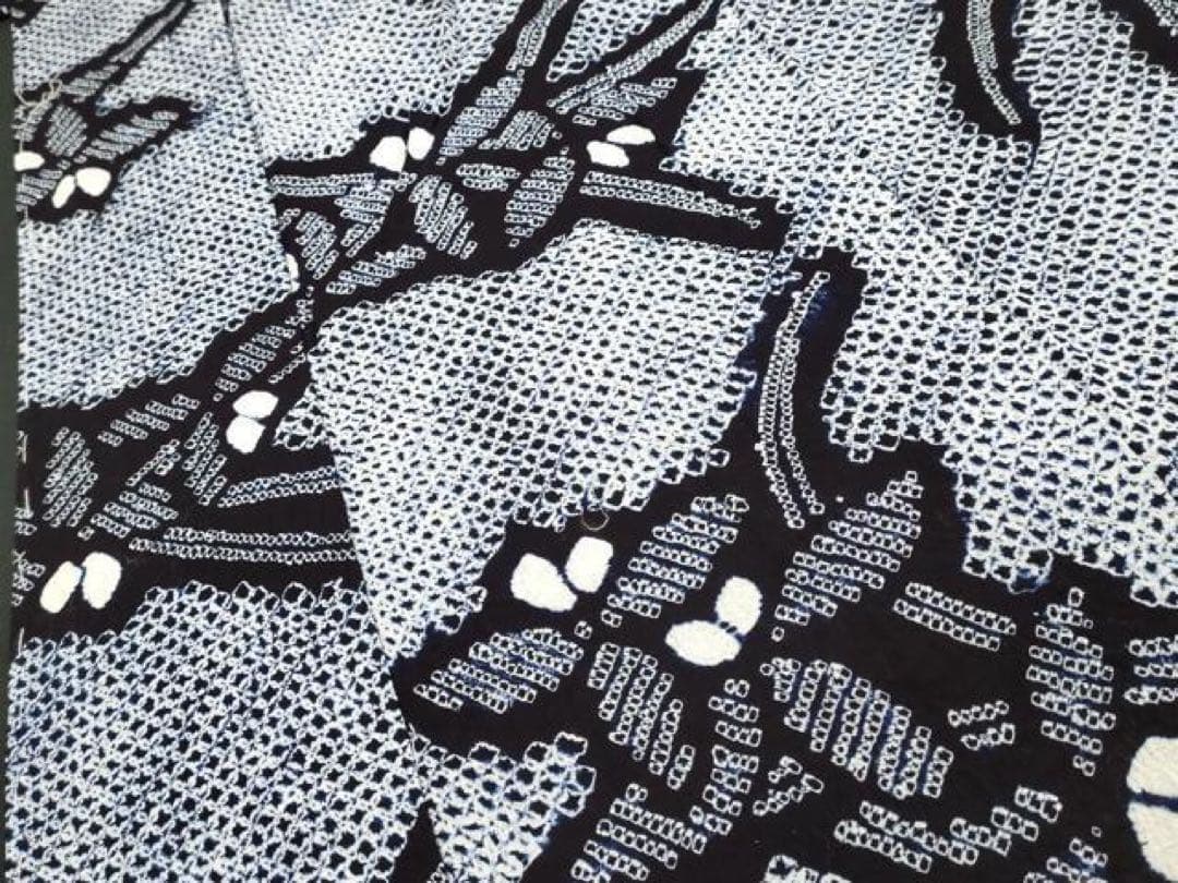 有松絞り　浴衣　身丈156 三浦絞り　紺地　ワントーン　有松鳴海絞り　菖蒲