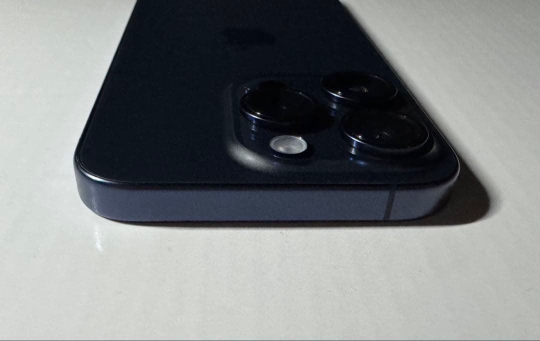 【極美品】iPhone 15 Pro ブルーチタニウム 本体 128GB