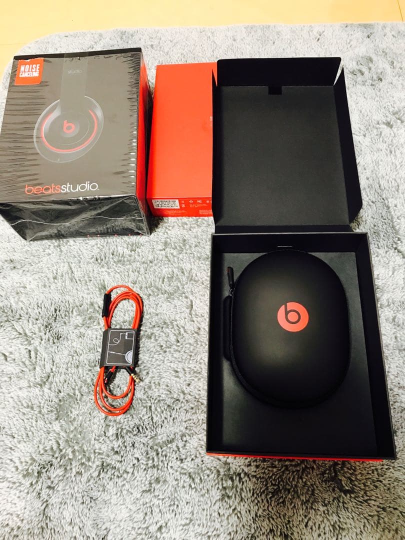 BEATS ヘッドホン
