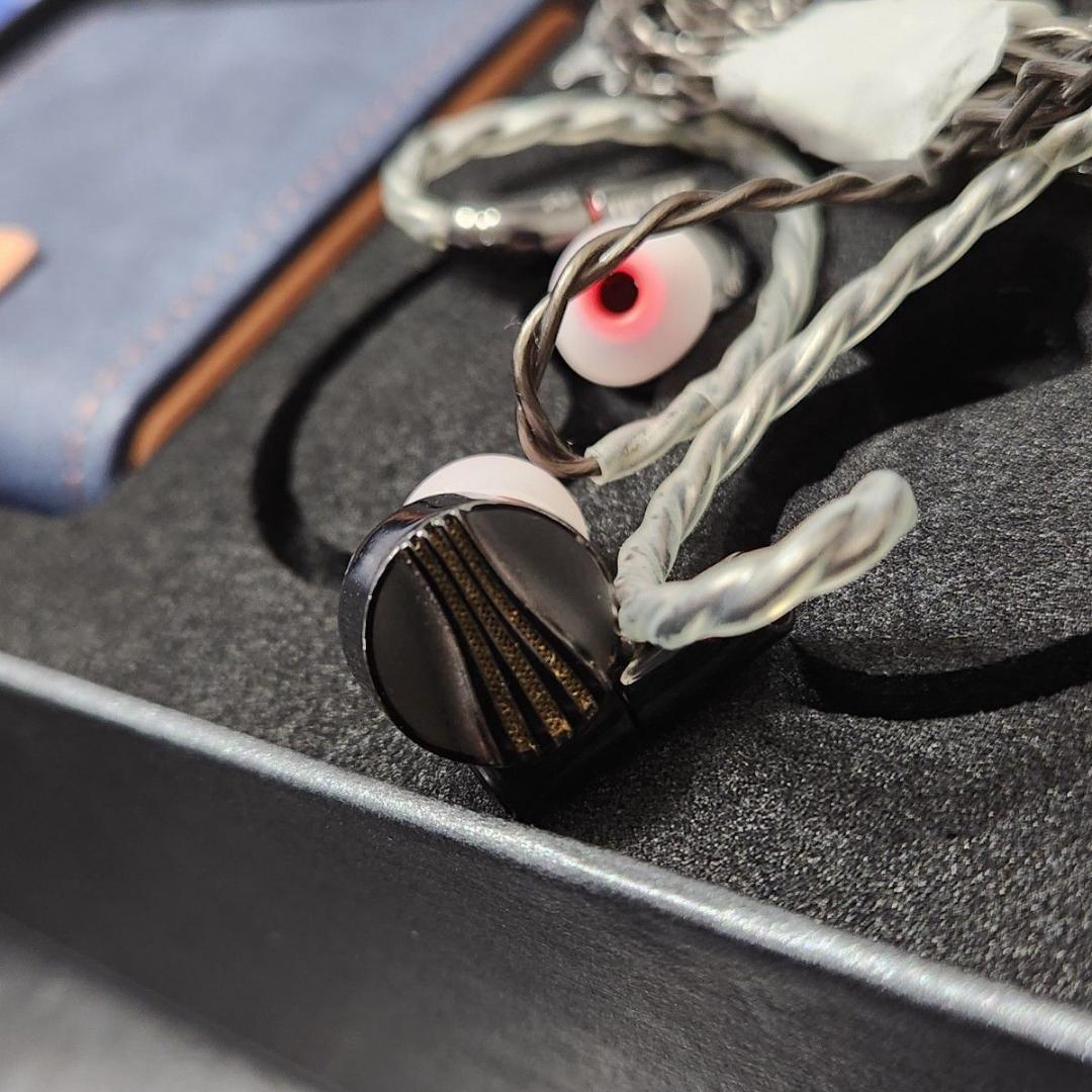 Fiio FD7 有線イヤホン ベリリウム振動板搭載