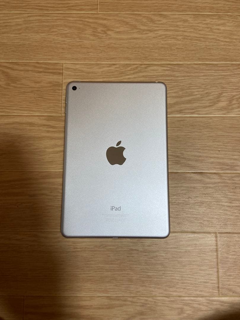Ipad mini4 128GB シルバーWi-Fiモデルバッテリー98%良品