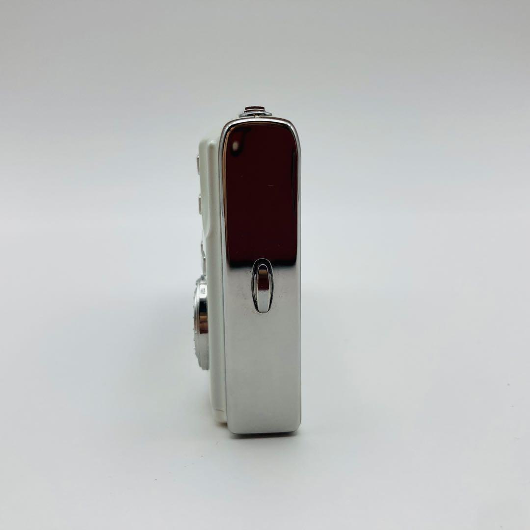 Nikon COOLPIX S8 コンパクトデジタルカメラ　ニコン　クールピクス
