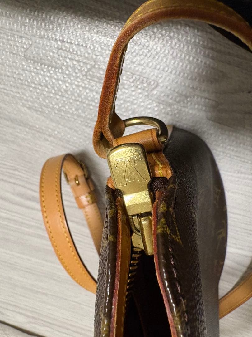 Louis Vuitton モノグラム ショルダーバッグ　ドルーオ