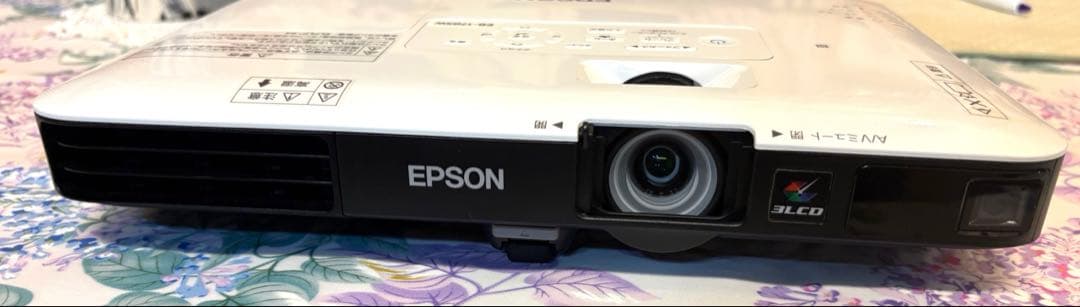 【美品】EPSON プロジェクター EB-1785W 使用時間 合計48時間