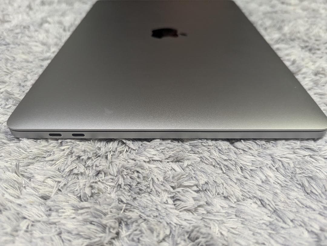 MacBook Pro 13インチ 2020 Intel Corei7 32GB