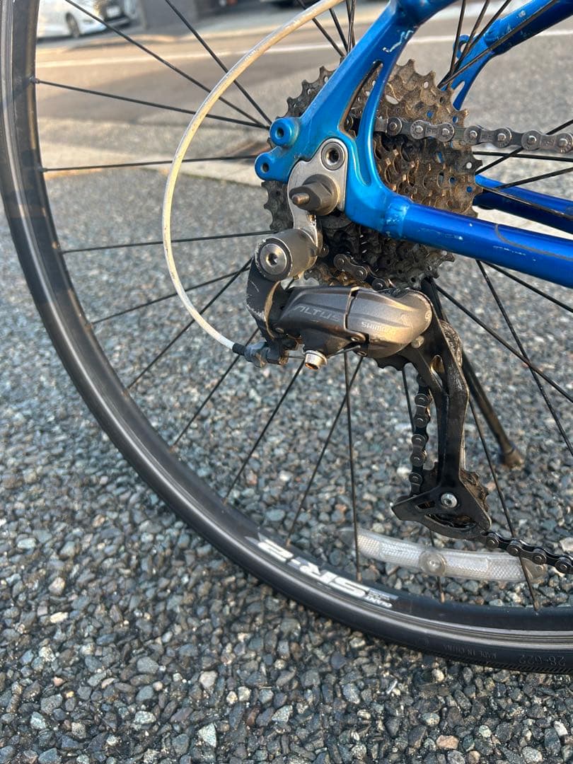 TREK クロスバイク　7.3 FX ロードバイク　チェーン・ケーブル交換済み