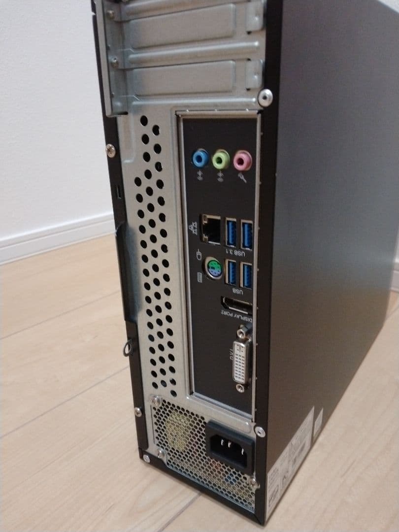 デスクトップパソコン　マウスコンピュータ　i3-8100 オフィス2021